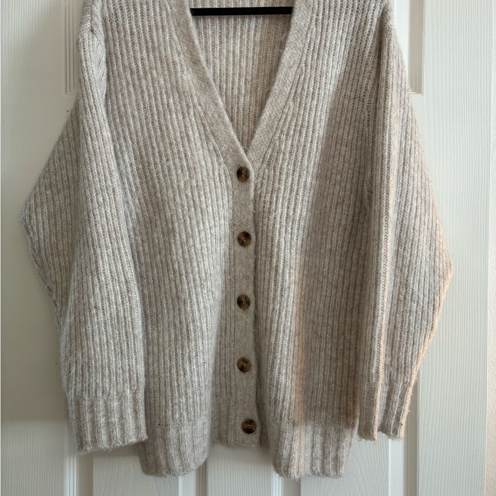 Z Supply Women's Josie Cardigan Sweater in Oatmeal Size Large - Picture 3 of 9